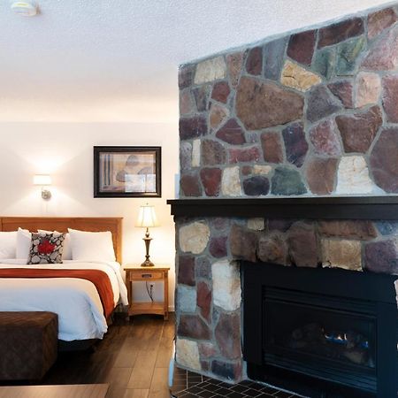 Schott'S Lake Conference & Resort Sundre Esterno foto