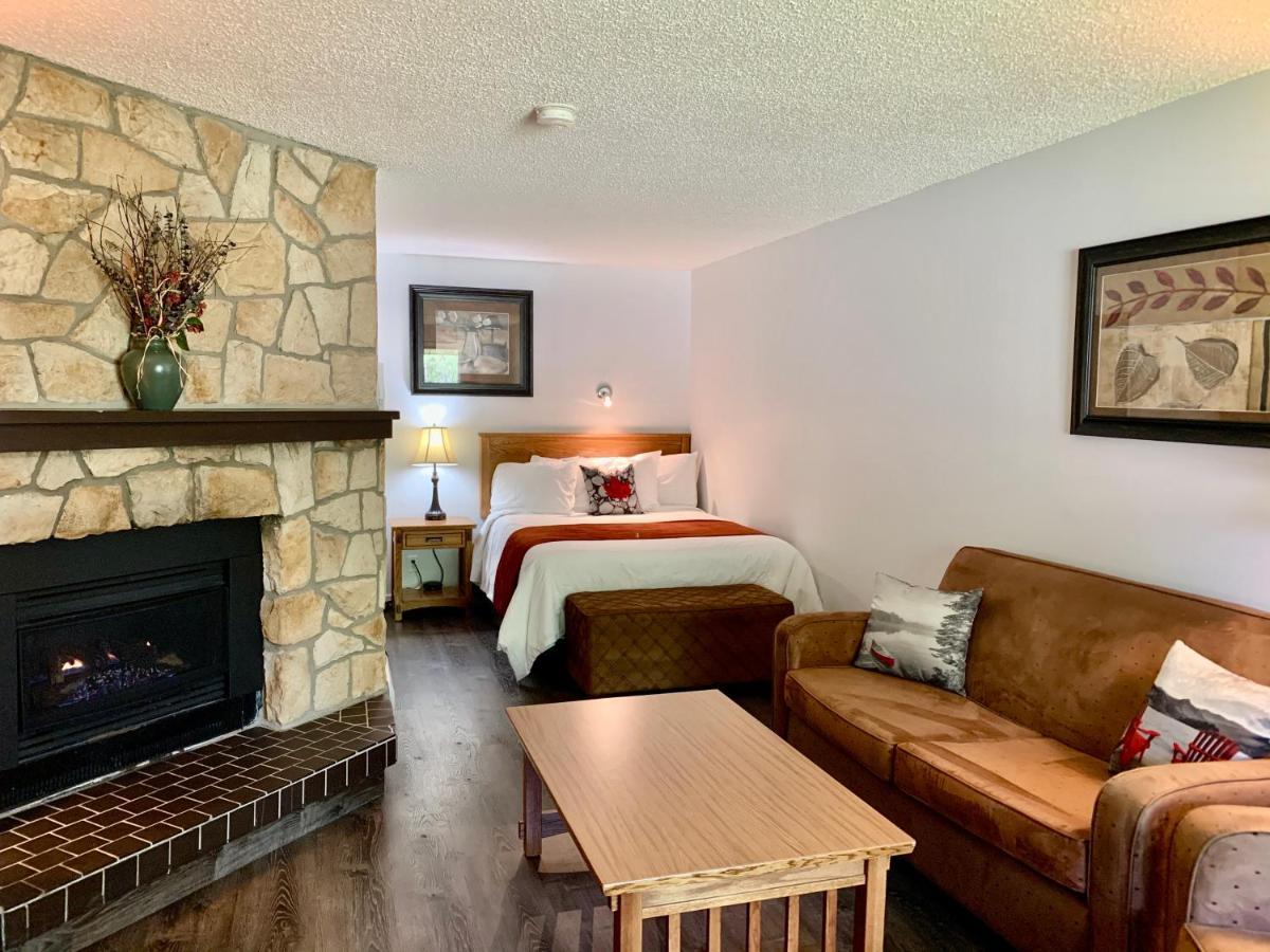 Schott'S Lake Conference & Resort Sundre Esterno foto