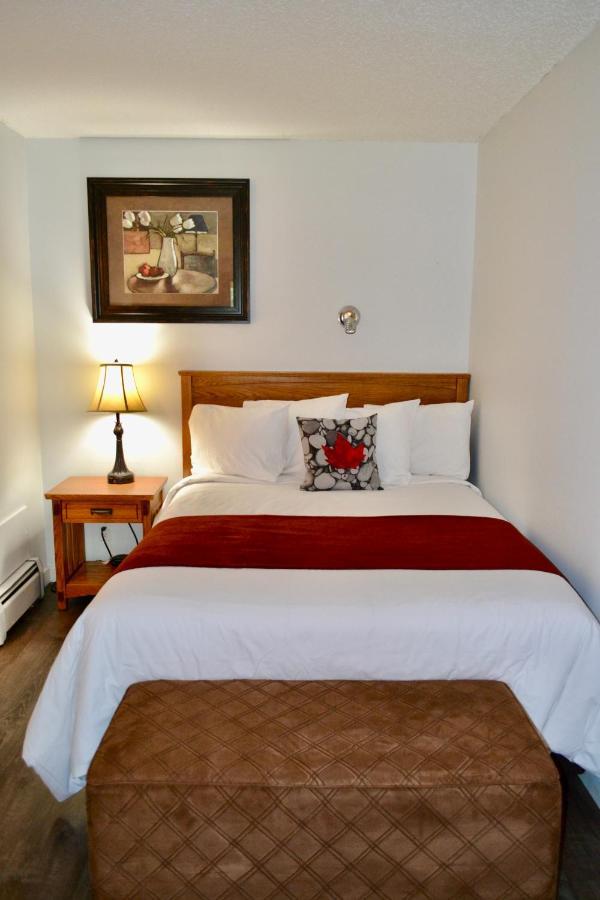 Schott'S Lake Conference & Resort Sundre Esterno foto