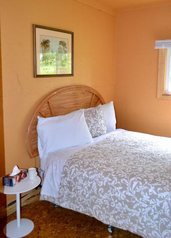 Schott'S Lake Conference & Resort Sundre Esterno foto